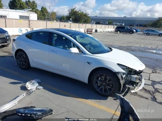 TESLA TESLA MODEL 3 LONG RANGE/MID RANGE/STANDARD RANGE/STANDARD RANGE PLUS