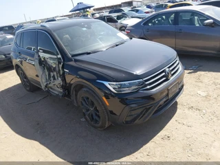 VOLKSWAGEN VOLKSWAGEN TIGUAN 2.0T SE/2.0T WOLFSBURG EDITION