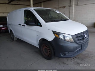 MERCEDES-BENZ MERCEDES-BENZ METRIS