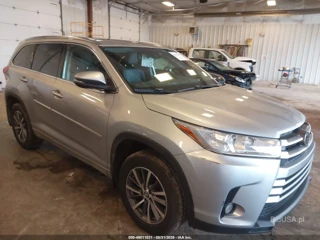 TOYOTA TOYOTA HIGHLANDER XLE