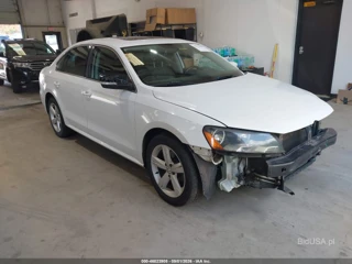 VOLKSWAGEN VOLKSWAGEN PASSAT 2.5L SE