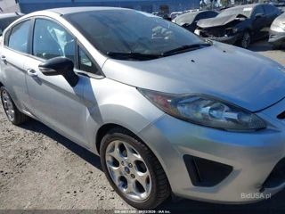 FORD FORD FIESTA TITANIUM