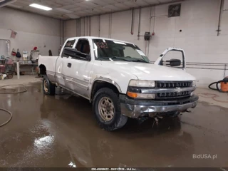 CHEVROLET CHEVROLET SILVERADO 2500 LS