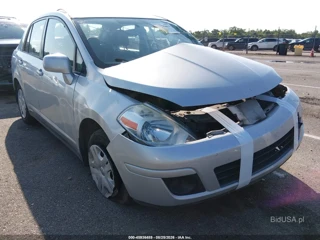 NISSAN NISSAN VERSA 1.8S