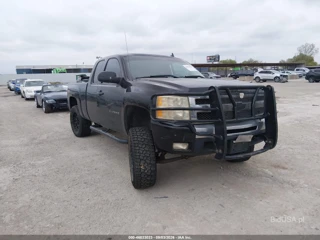 CHEVROLET CHEVROLET SILVERADO 1500 LT