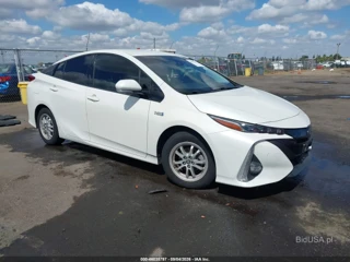 TOYOTA TOYOTA PRIUS PRIME ADVANCED