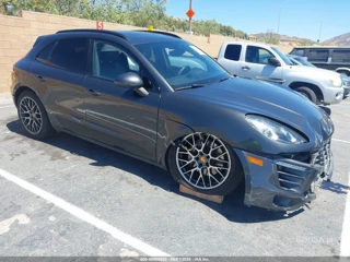 PORSCHE PORSCHE MACAN S
