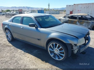 CHRYSLER CHRYSLER 300