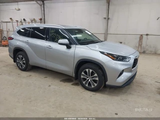TOYOTA TOYOTA HIGHLANDER XLE