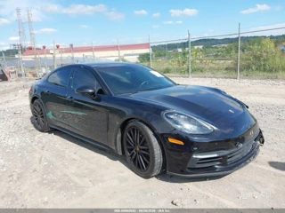PORSCHE PORSCHE PANAMERA 4