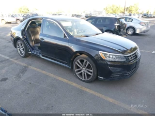 VOLKSWAGEN VOLKSWAGEN PASSAT 1.8T R-LINE