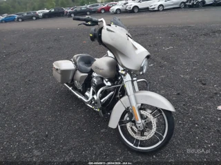HARLEY-DAVIDSON HARLEY-DAVIDSON FLHX STREET GLIDE