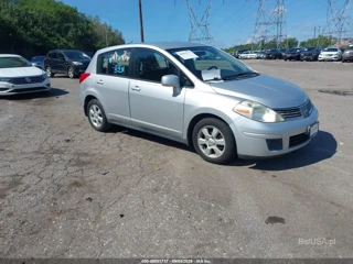 NISSAN NISSAN VERSA 1.8SL