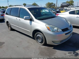 TOYOTA TOYOTA SIENNA XLE