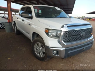 TOYOTA TOYOTA TUNDRA SR5
