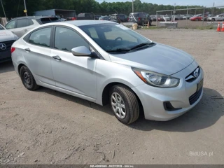 HYUNDAI HYUNDAI ACCENT GLS