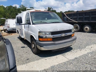 CHEVROLET CHEVROLET EXPRESS CUTAWAY WORK VAN