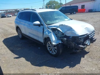 VOLKSWAGEN VOLKSWAGEN TIGUAN 2.0T SE/2.0T SEL