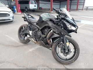 KAWASAKI KAWASAKI EX650 P