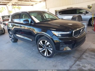 VOLVO VOLVO XC40 B4 PLUS BRIGHT THEME