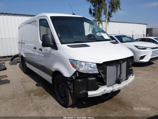 MERCEDES-BENZ MERCEDES-BENZ SPRINTER 2500 STANDARD ROOF 4-CYL DIESEL HO