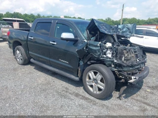TOYOTA TOYOTA TUNDRA LIMITED 5.7L V8