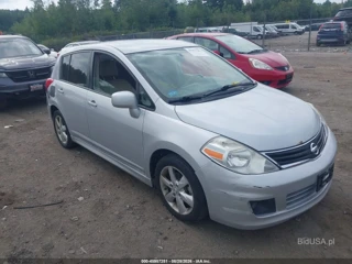 NISSAN NISSAN VERSA 1.8SL
