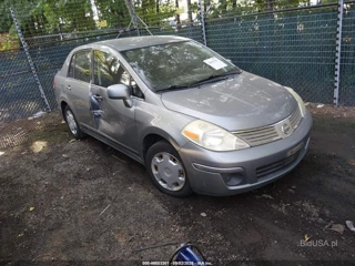 NISSAN NISSAN VERSA 1.8S