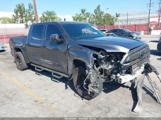 TOYOTA TOYOTA TUNDRA SR5