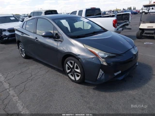 TOYOTA TOYOTA PRIUS THREE TOURING