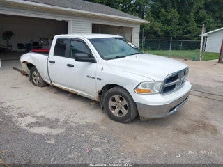 DODGE DODGE RAM 1500 SLT