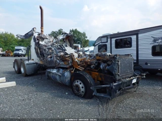 FREIGHTLINER FREIGHTLINER CONVENTIONAL COLUMBIA