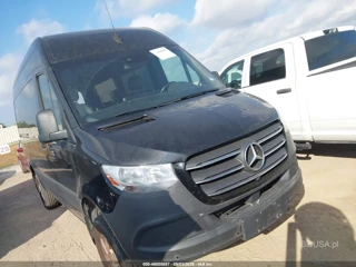 MERCEDES-BENZ MERCEDES-BENZ SPRINTER 2500 STANDARD ROOF V6