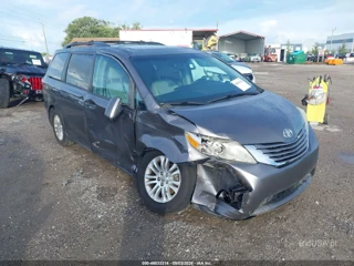 TOYOTA TOYOTA SIENNA XLE PREMIUM 8 PASSENGER