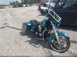 HARLEY-DAVIDSON HARLEY-DAVIDSON FLHX STREET GLIDE