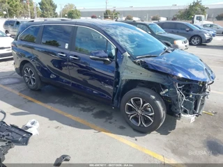 TOYOTA TOYOTA SIENNA PLATINUM