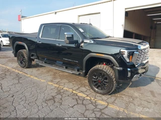 GMC SIERRA 2500HD 4WD  STANDARD BED DENALI
