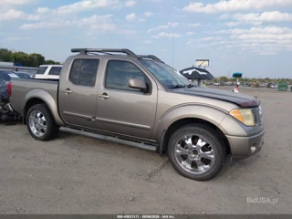 NISSAN NISSAN FRONTIER LE