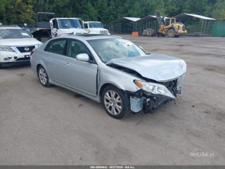 TOYOTA TOYOTA AVALON