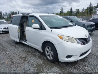 TOYOTA TOYOTA SIENNA LE V6 8 PASSENGER