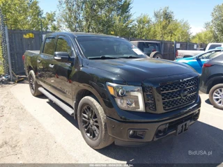 NISSAN NISSAN TITAN SV