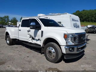 FORD FORD F-450 LARIAT