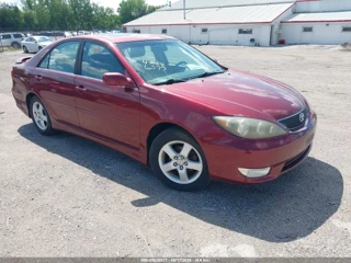 TOYOTA TOYOTA CAMRY SE