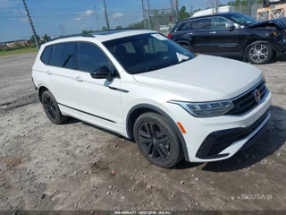 VOLKSWAGEN VOLKSWAGEN TIGUAN 2.0T SE R-LINE BLACK
