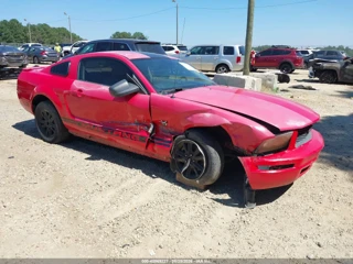 FORD FORD MUSTANG V6 PREMIUM