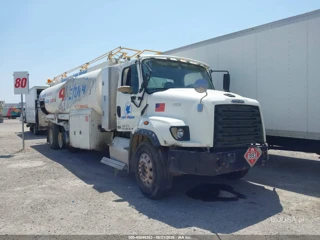 FREIGHTLINER FREIGHTLINER 114SD