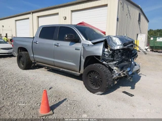 TOYOTA TOYOTA TUNDRA LIMITED 5.7L V8