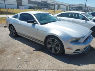 FORD FORD MUSTANG V6 PREMIUM