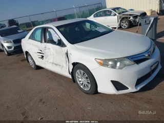 TOYOTA TOYOTA CAMRY HYBRID LE