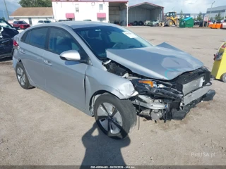 HYUNDAI HYUNDAI IONIQ HYBRID BLUE